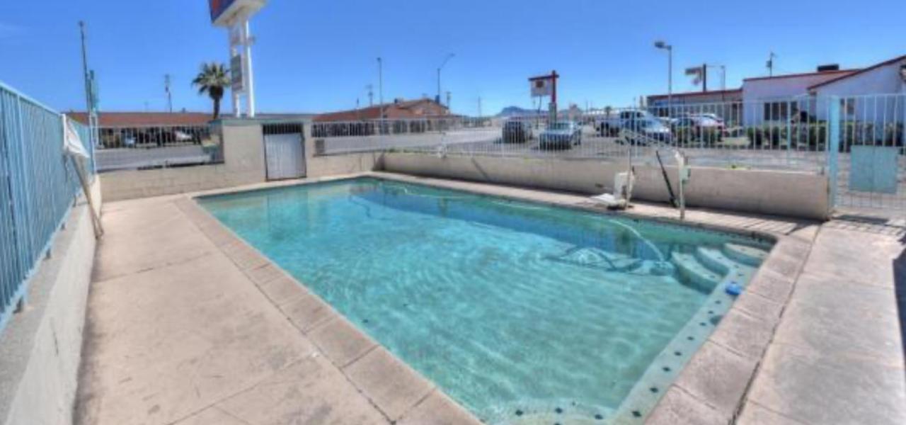 Stardust Motel Parker Bagian luar foto