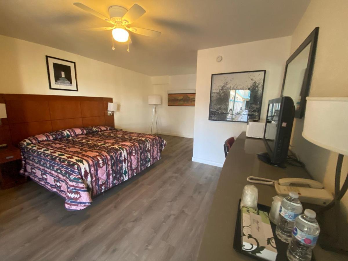 Stardust Motel Parker Bagian luar foto